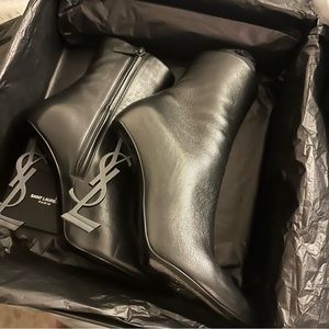 Ysl Opyum Pointe leather booties